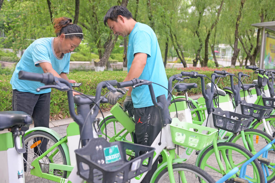 追著(zhù)星光與晨光，守護城市通行“最后一公里”